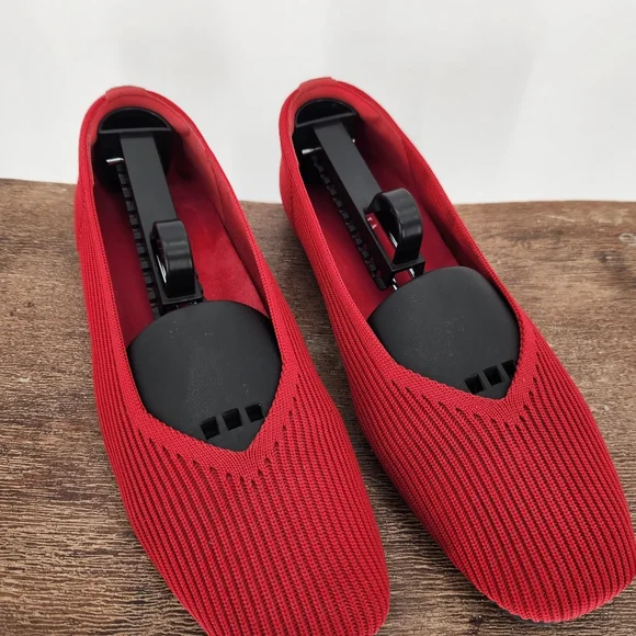 VIVAIA Lightweight Square-Toe V-Cut Flats (Margot Walker) Red size EU/37.5 - Picture 2 of 8